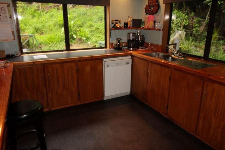 Photo of property in 108 Hinau Road, Waimauku, 0881