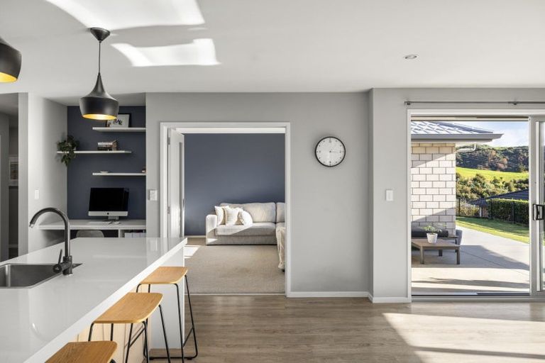 Photo of property in 73 Falcon Drive, Welcome Bay, Tauranga, 3112