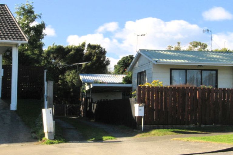 Photo of property in 3b Campion Road, Waikanae Beach, Waikanae, 5036