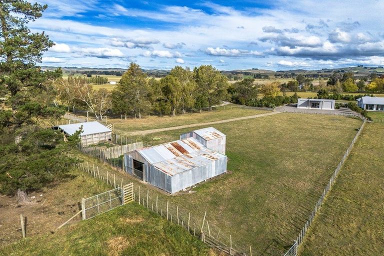 Photo of property in 470 Porangahau Road, Waipukurau, 4282