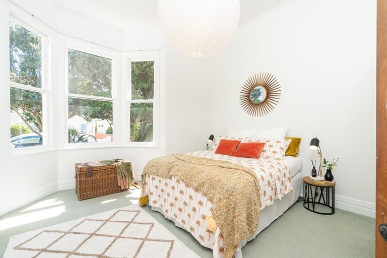 Photo of property in 13 Chatham Street, Berhampore, Wellington, 6023