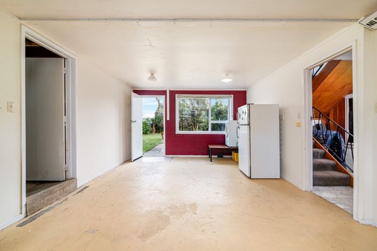 Photo of property in 9 Boler Place, New Lynn, Auckland, 0600