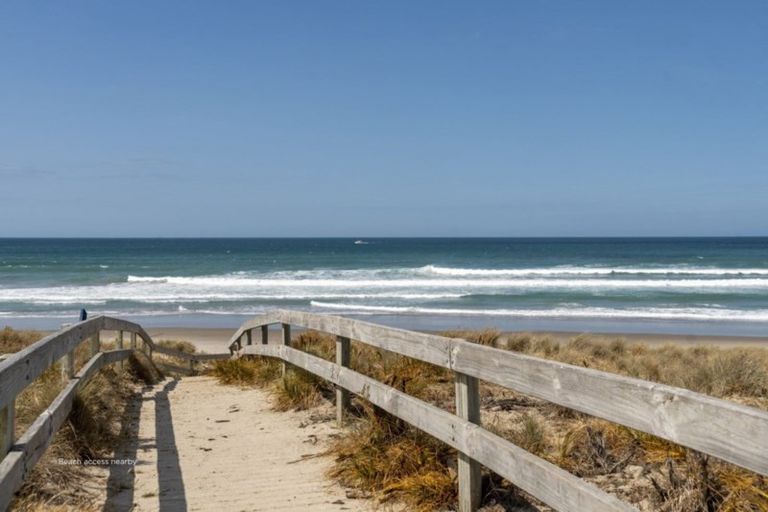 Photo of property in 320a Oceanbeach Road, Mount Maunganui, 3116