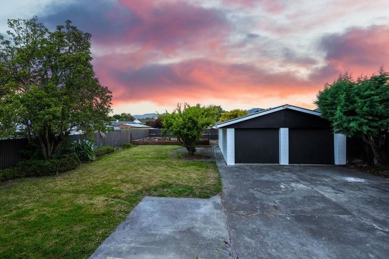 Photo of property in 13 Gainsborough Street, Hoon Hay, Christchurch, 8025