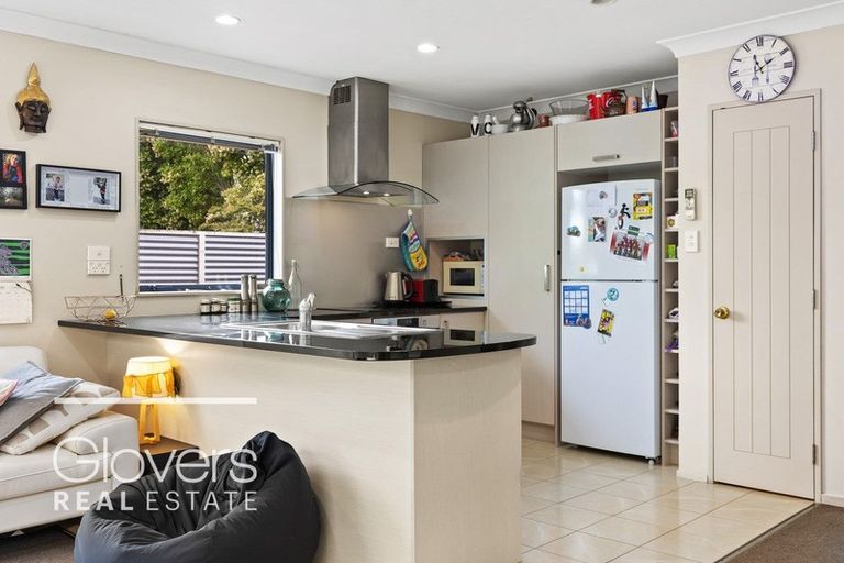 Photo of property in 62b Glendene Avenue, Glendene, Auckland, 0602