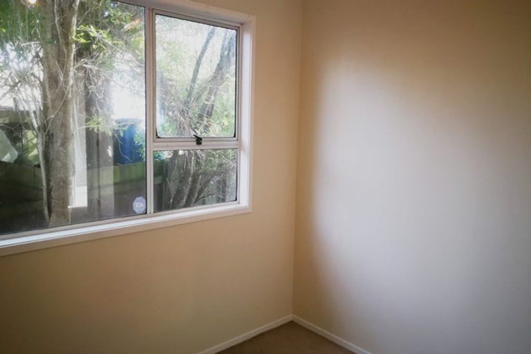 Photo of property in 5 Sari Place, Massey, Auckland, 0614