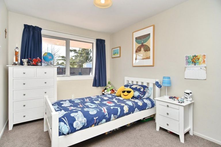 Photo of property in 177b Grimseys Road, Redwood, Christchurch, 8051