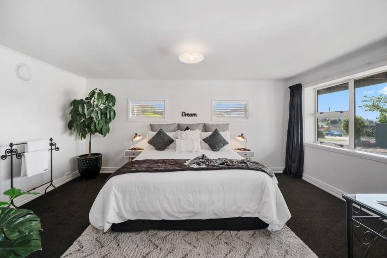 Photo of property in 2 Westbourne Avenue, Pomare, Rotorua, 3015