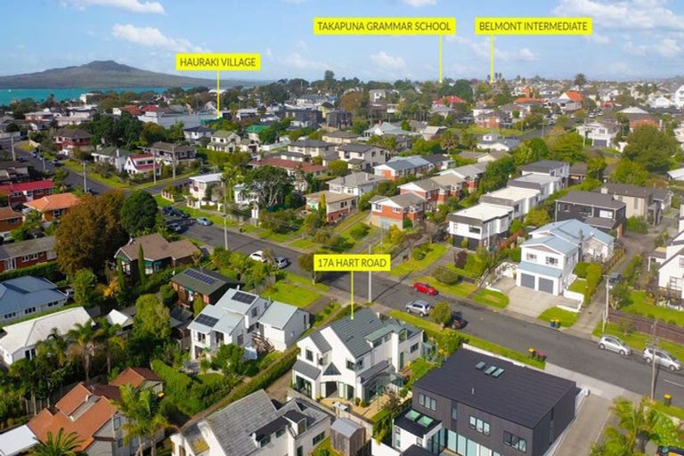 Photo of property in 1/17 Hart Road, Hauraki, Auckland, 0622
