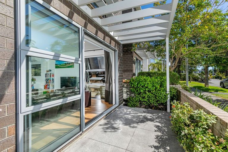 Photo of property in 89 Buckley Avenue, Hobsonville, Auckland, 0616