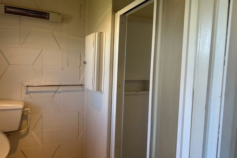 Photo of property in 11 Tararua Street, Pahiatua, 4910