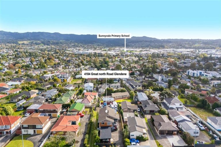 Photo of property in 4184 Great North Road, Glendene, Auckland, 0602