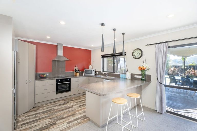 Photo of property in 9 Jacaranda Drive, Whitianga, 3510