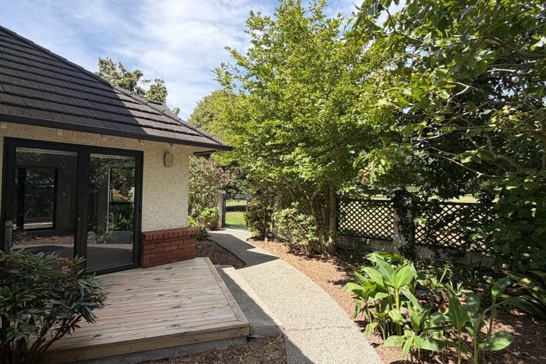 Photo of property in 10a Hardie Street, Hokowhitu, Palmerston North, 4410