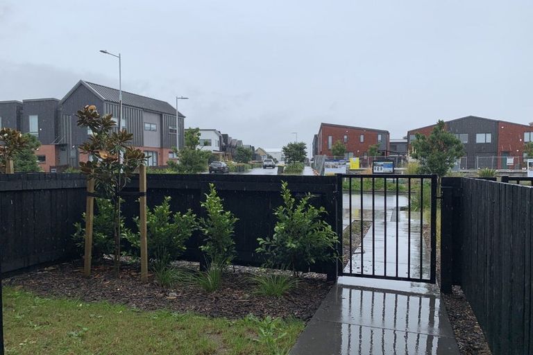 Photo of property in 49 Wallace Road, Hobsonville, Auckland, 0616