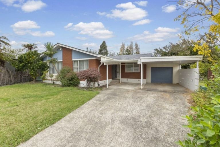 Photo of property in 8 Burwood Place, Silverdale, Hamilton, 3216