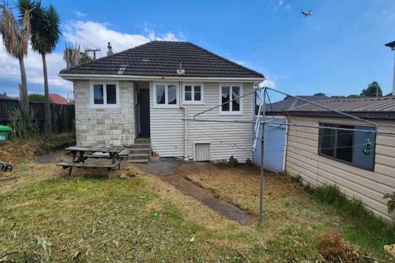 Photo of property in 273 Puhinui Road, Papatoetoe, Auckland, 2025