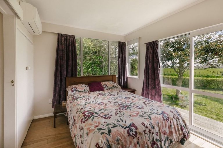 Photo of property in 305 Karere Road, Tiakitahuna, Palmerston North, 4477