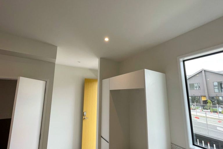 Photo of property in 78 Manarini Road, Westgate, Auckland, 0614