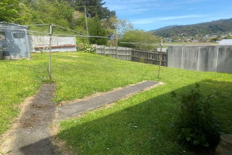 Photo of property in 40b Nelson Crescent, Wainuiomata, Lower Hutt, 5014