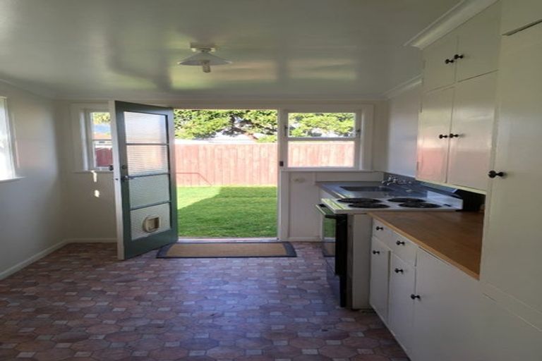 Photo of property in 20 Bay Street, Petone, Lower Hutt, 5012