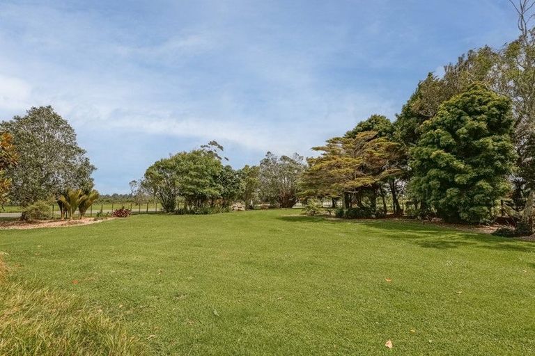 Photo of property in 11 Victoria Road, Westport, 7892