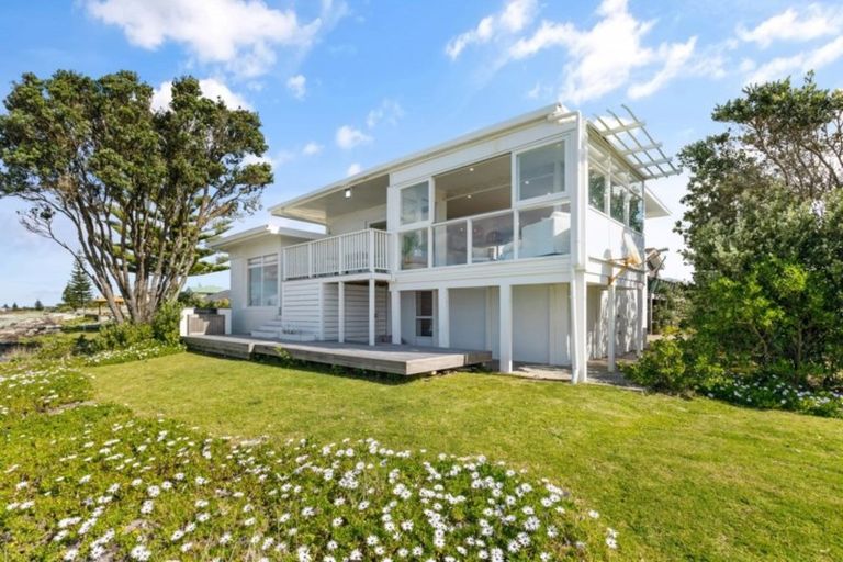 Photo of property in 67 Shaw Road, Waihi Beach, 3611