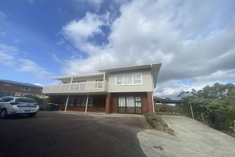 Photo of property in 14 Reynella Drive, Massey, Auckland, 0614