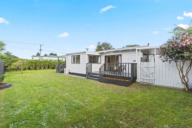 Photo of property in 1/128 Clevedon Road, Papakura, 2110