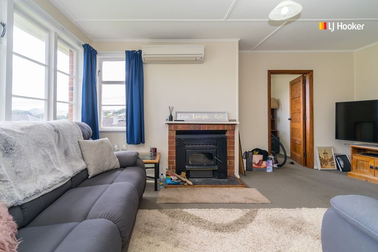 Photo of property in 128 District Road, Green Island, Dunedin, 9018