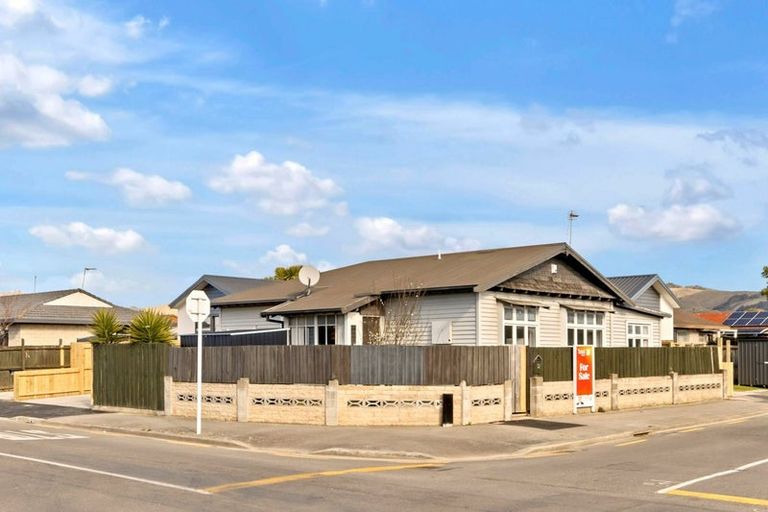 Photo of property in 12 Randolph Street, Woolston, Christchurch, 8062