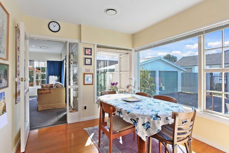 Photo of property in 1/9a Straven Road, Riccarton, Christchurch, 8011