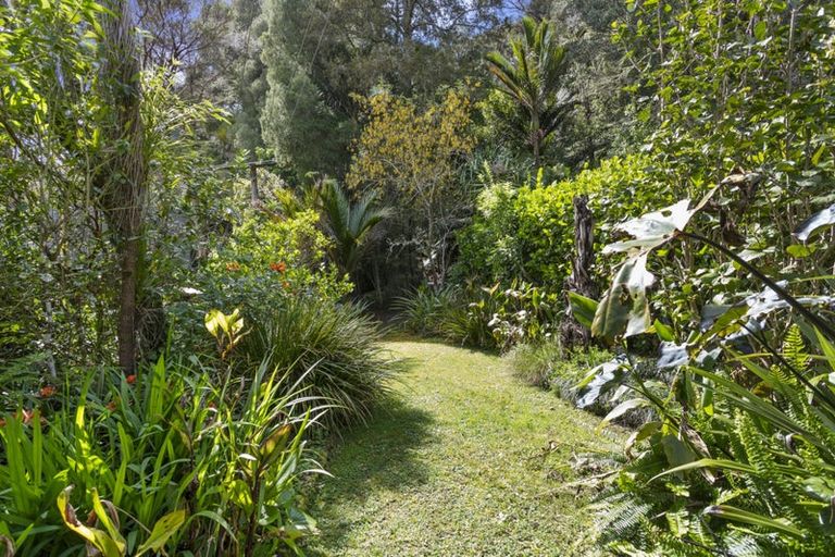 Photo of property in 27 Ocean View Road, Huia, Auckland, 0604