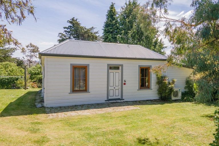 Photo of property in 1512 Livingstone-duntroon Road, Livingstone, Oamaru, 9491