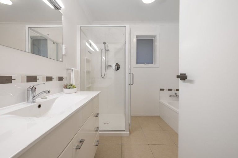 Photo of property in 20 Clivedene Street, Matua, Tauranga, 3110