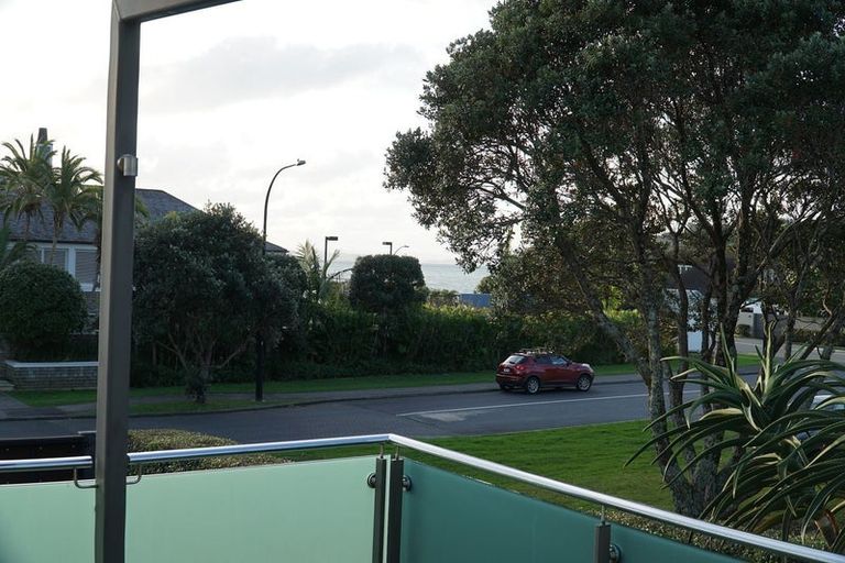 Photo of property in 73 Tindalls Bay Road, Tindalls Beach, Whangaparaoa, 0930