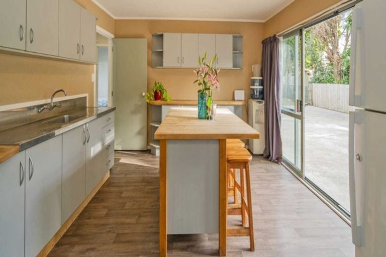 Photo of property in 9b Hannan Road, Whitianga, 3510