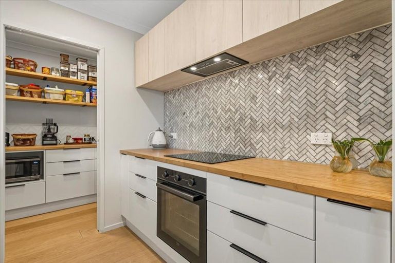 Photo of property in 8 Mortlake Heights, Pyes Pa, Tauranga, 3112