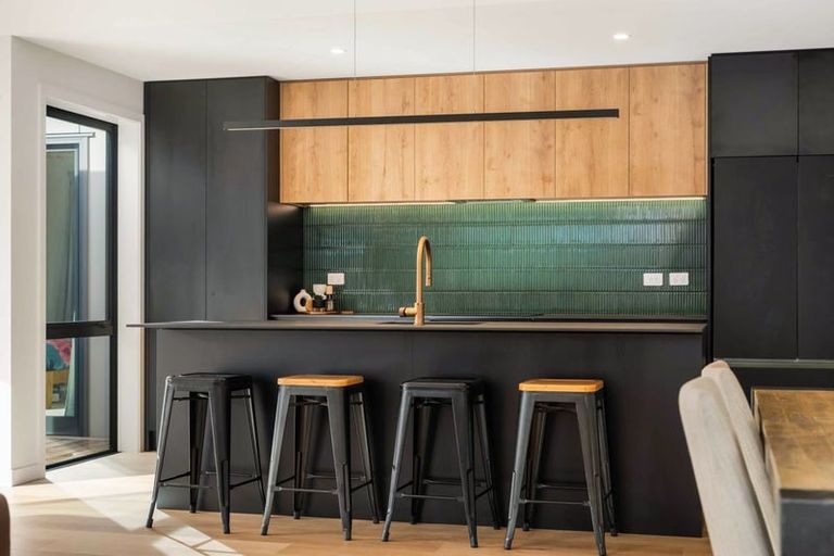 Photo of property in 10 Mason Street, Wanaka, 9305