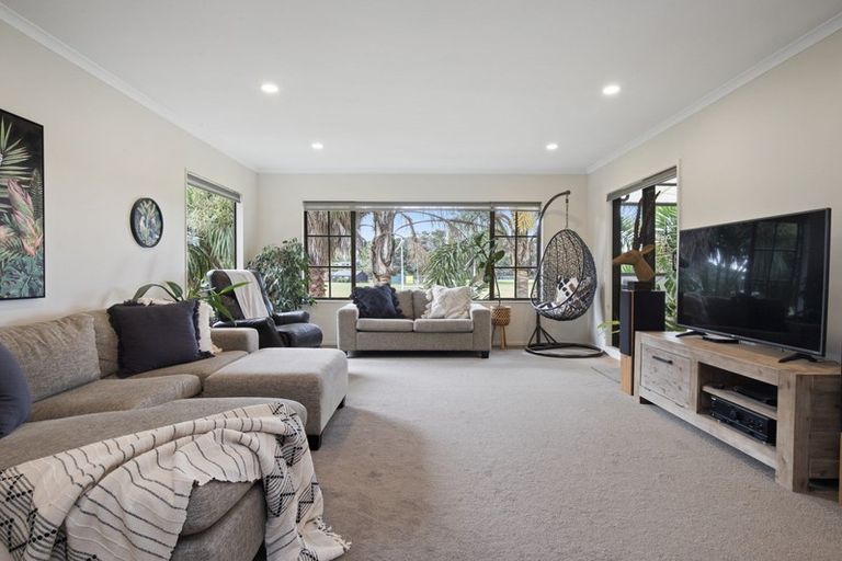 Photo of property in 41 Ridgeway Road, Pukekohe, 2120