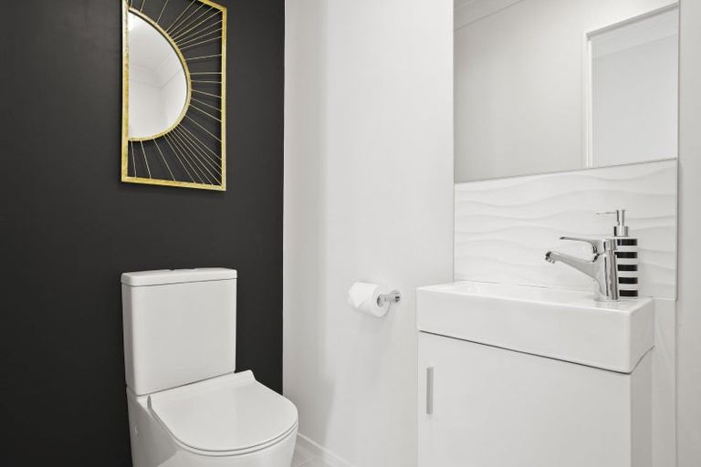 Photo of property in 15 Rochester Place, Bethlehem, Tauranga, 3110