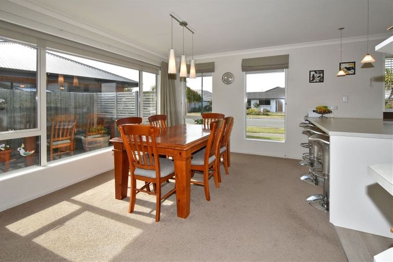 Photo of property in 44 Ti Rakau Drive, Woolston, Christchurch, 8023