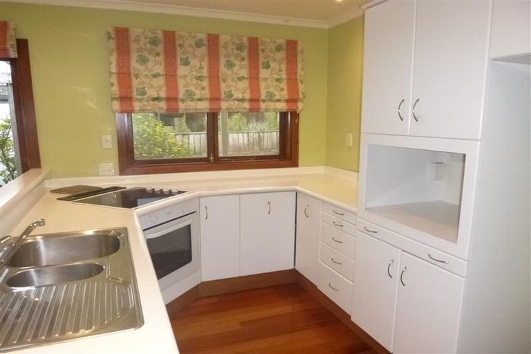 Photo of property in 1a Colin Grove, Hutt Central, Lower Hutt, 5010
