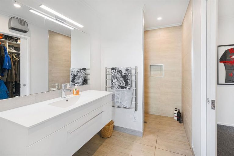 Photo of property in 136 Rowses Road, Aranui, Christchurch, 8061