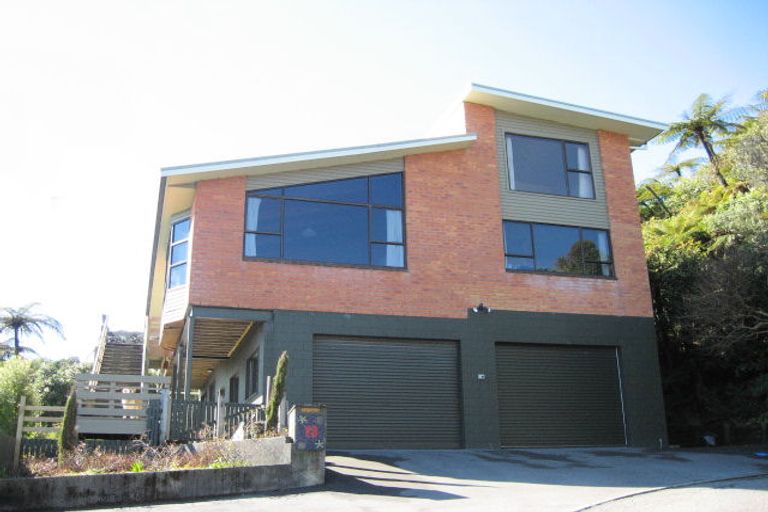 Photo of property in 13 Stanton Crescent, Karoro, Greymouth, 7805