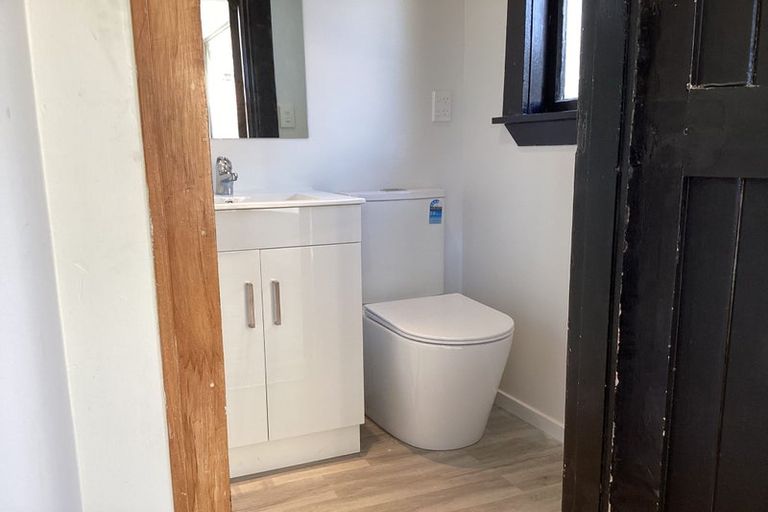 Photo of property in 1/40 Nortons Road, Avonhead, Christchurch, 8042