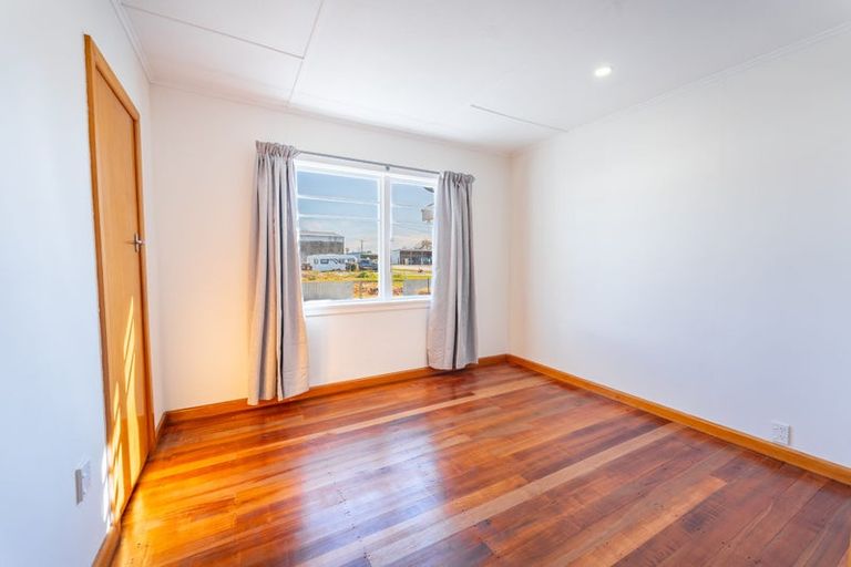 Photo of property in 35 Horton Street, Pleasant Point, 7903