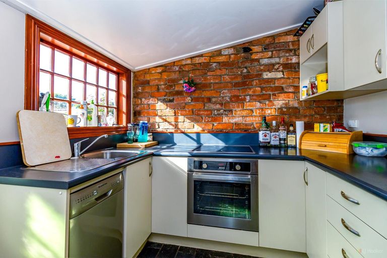 Photo of property in 22 Memorial Avenue, Parkside, Timaru, 7910