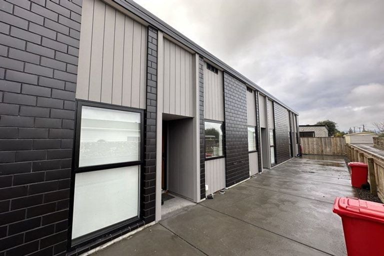 Photo of property in 28a Sussex Street, Levin, 5510