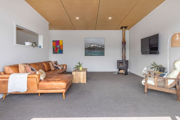 Photo of property in 7 Quail Way, Waitarere, Levin, 5510